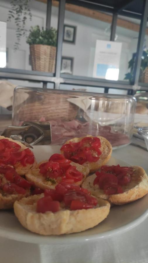 Hotel Santa Rosalia مارينا دي كاميروتا المظهر الخارجي الصورة