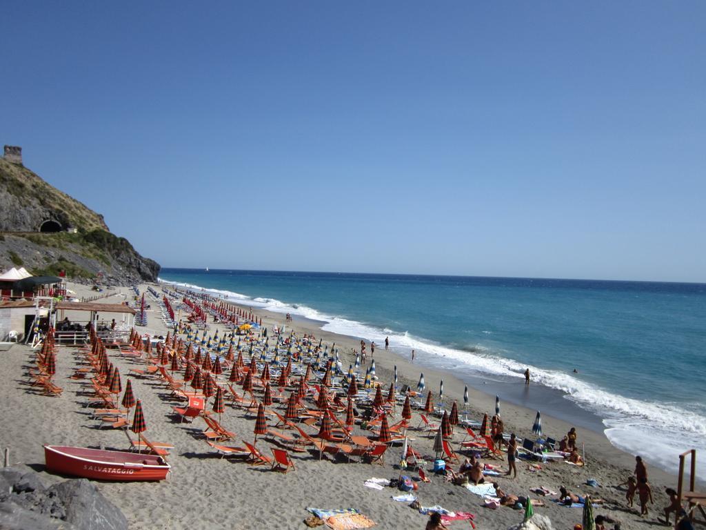 Hotel Santa Rosalia مارينا دي كاميروتا المظهر الخارجي الصورة