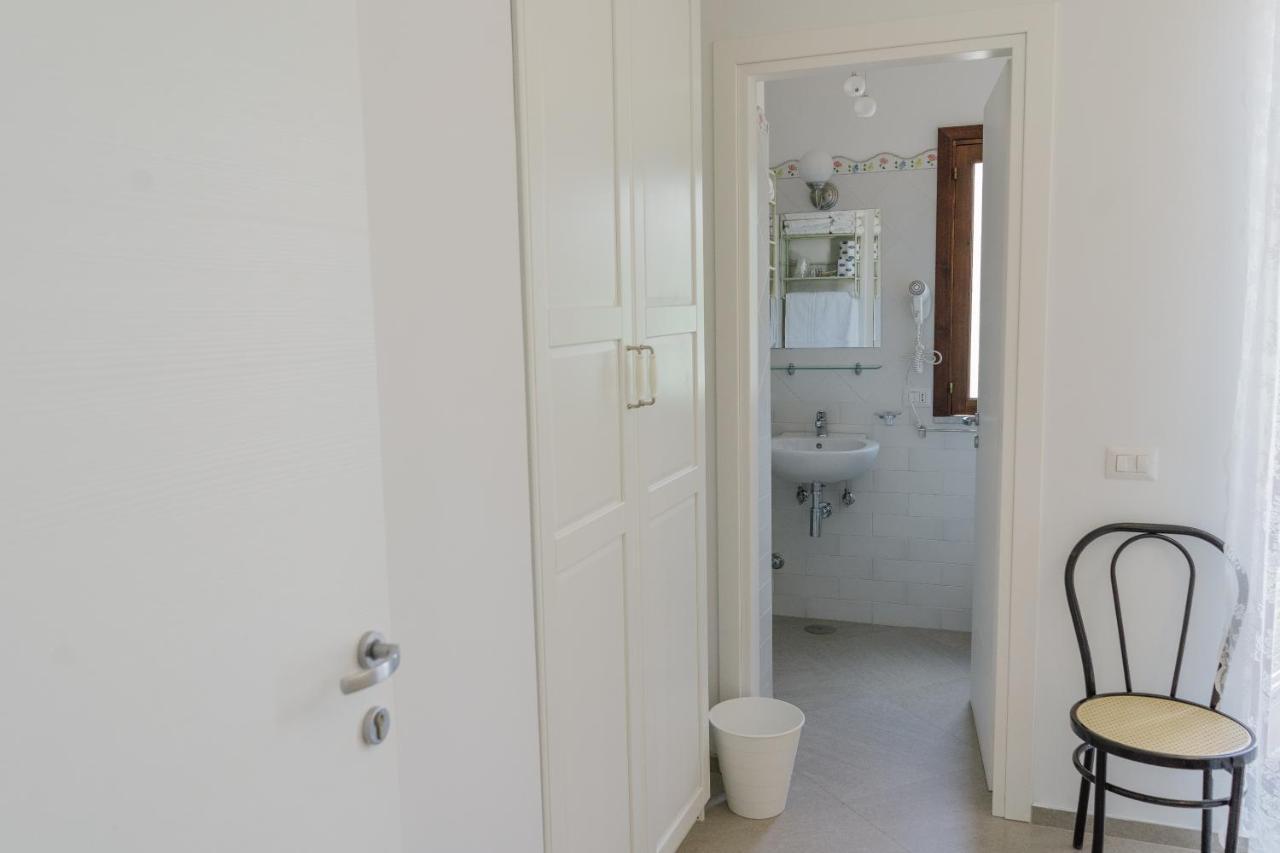 Hotel Santa Rosalia مارينا دي كاميروتا المظهر الخارجي الصورة